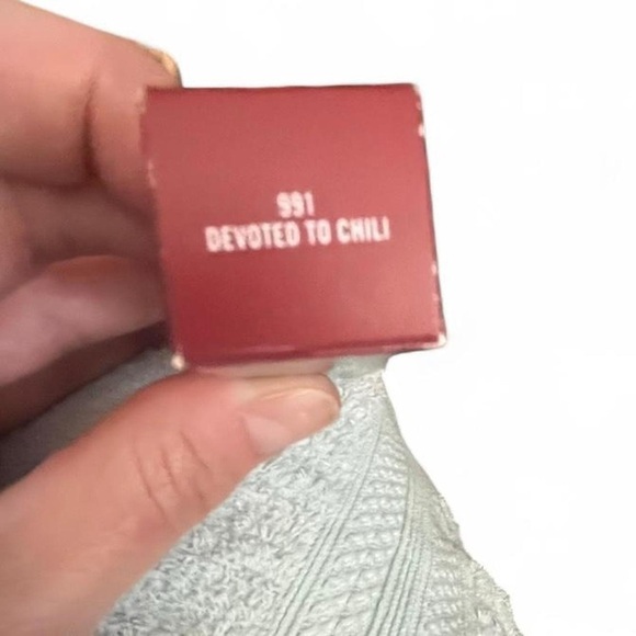 Bundle of 4 name brand lippy’s - Picture 5 of 8